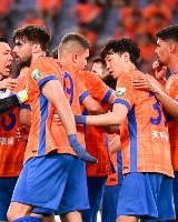 望岳：泰山仅22名队员参加赛前训练，泽卡和克雷桑很难出战申花